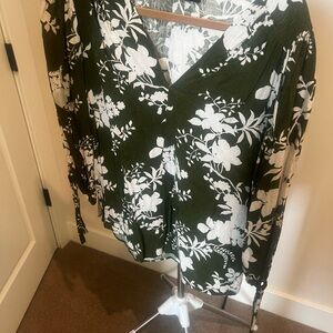 Renee C. Green and White Floral Blouse